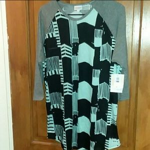 Brand New LulaRoe XL Randy Top